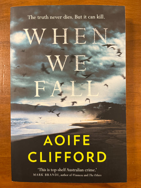 Clifford, Aoiffe - When We Fall (Paperback)