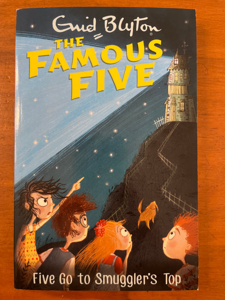 Blyton, Enid - Famous Five 04 Five Go to Smuggler's Top (Paperback)