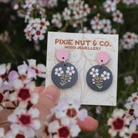 Australian Wildflower Earrings - Geraldton Wax