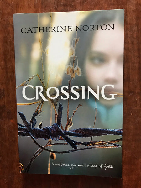 Norton, Catherine - Crossing (Paperback)