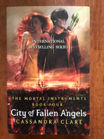 Clare, Cassandra - Mortal Instruments 04 City of Fallen Angels (Paperback)